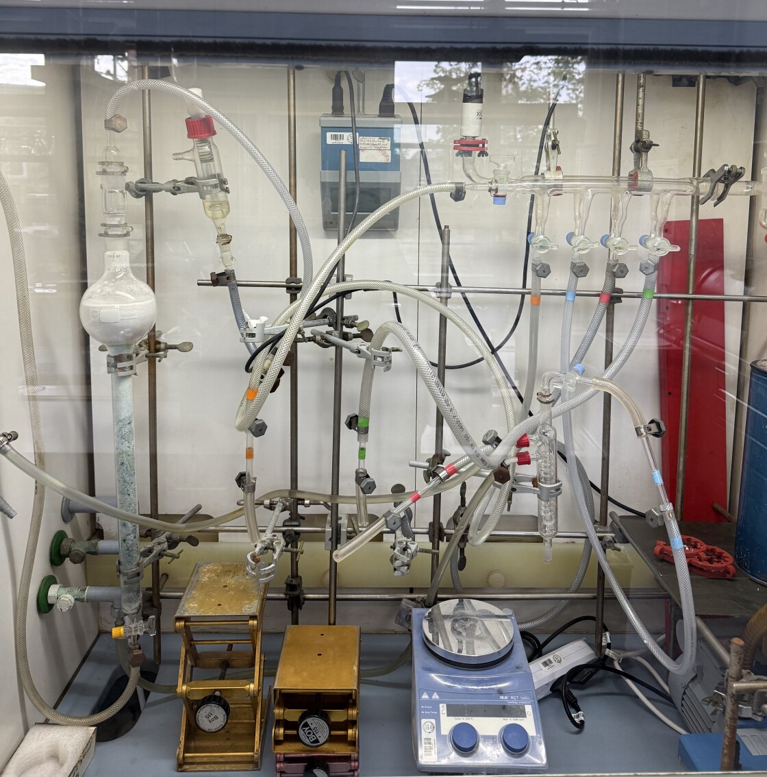 Fumehood - enlarged view
