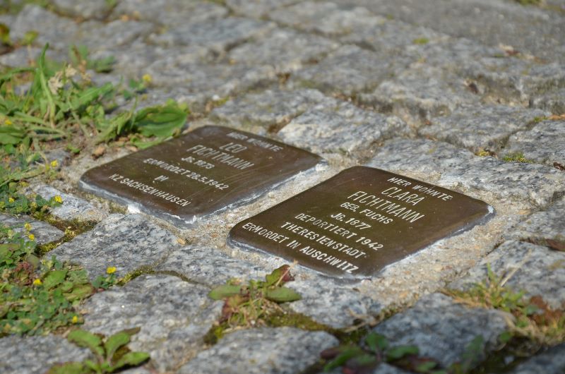 Stolpersteine in der Albert-Einstein-Straße in Adlershof
